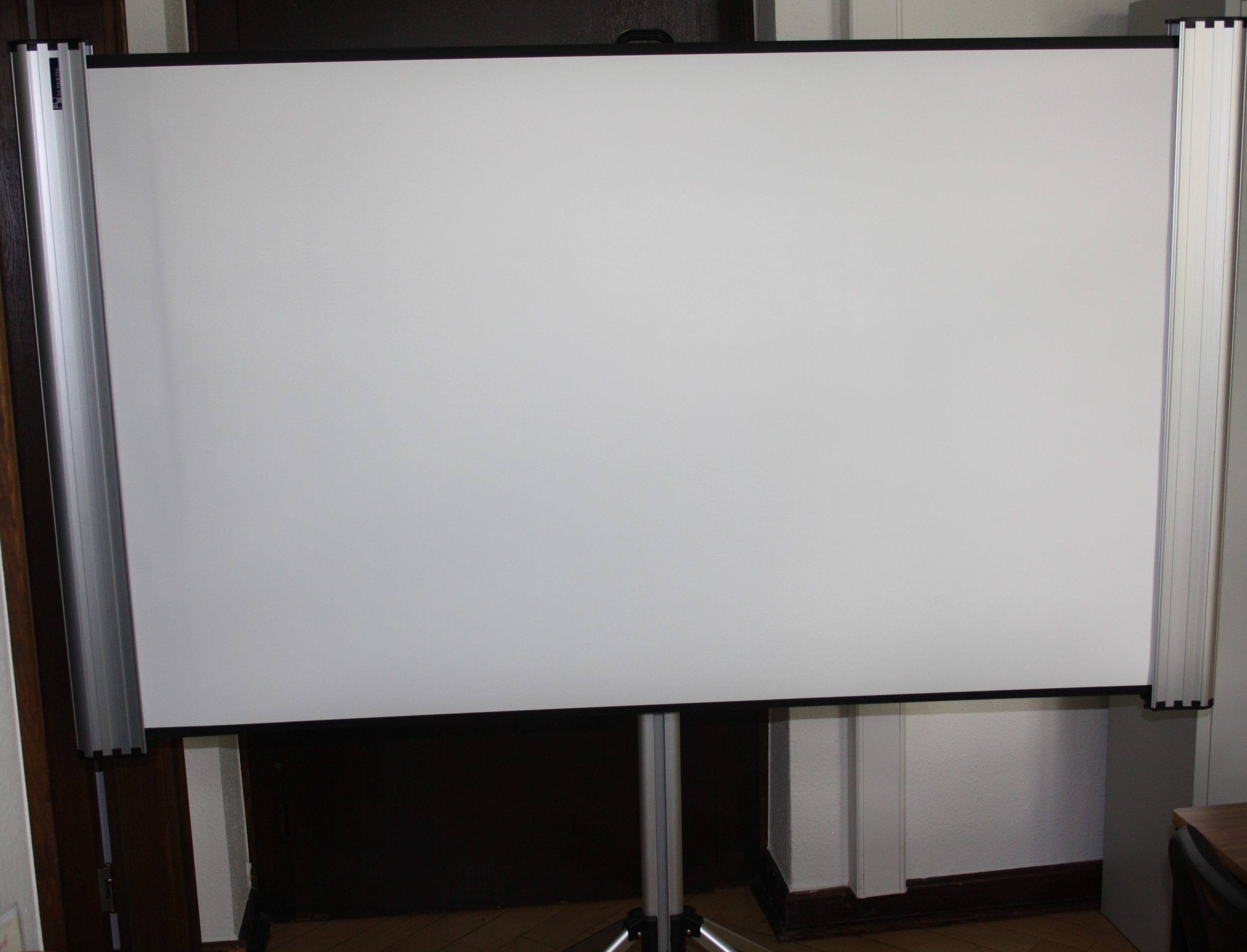 Leinwand ©Medienzentrum Hochsauerlandkreis "Epson EMP-600"